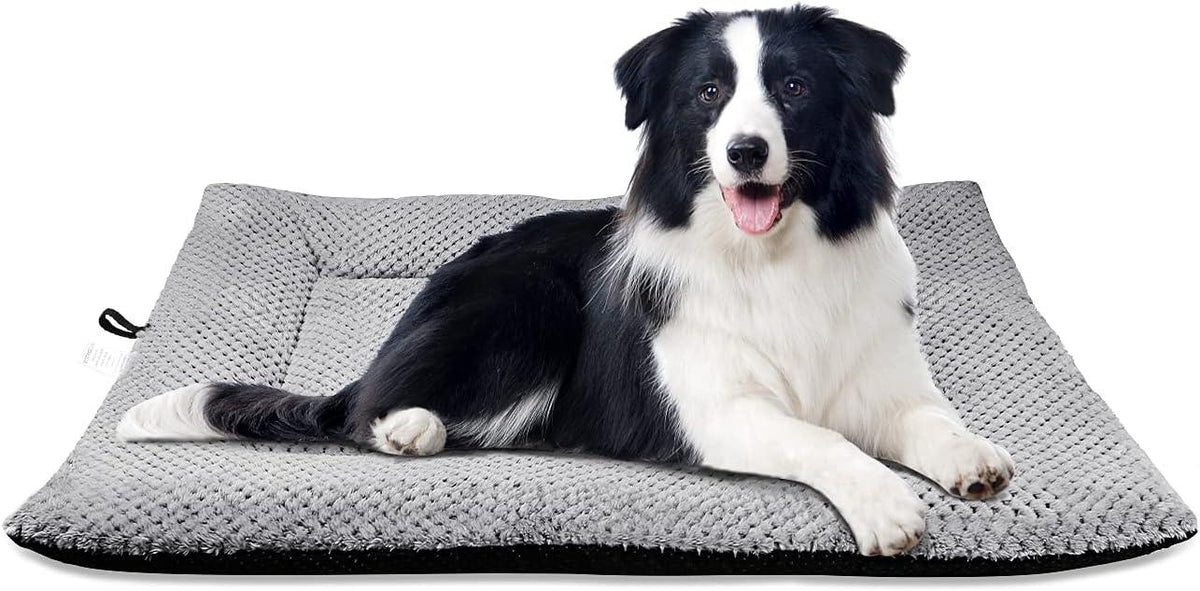 Onarway Washable Plush Dog Bed Mat