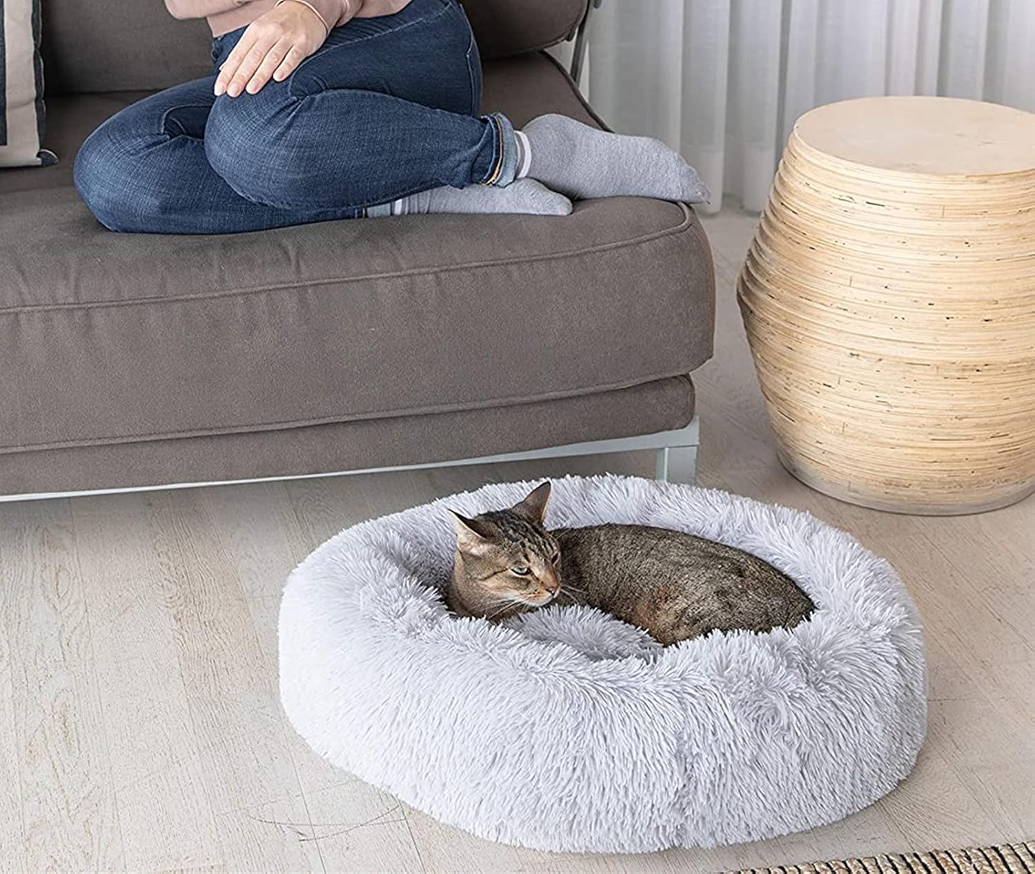 Enjamoy Plush Donut Dog Bed, Calming Round Dog | PetNestUK