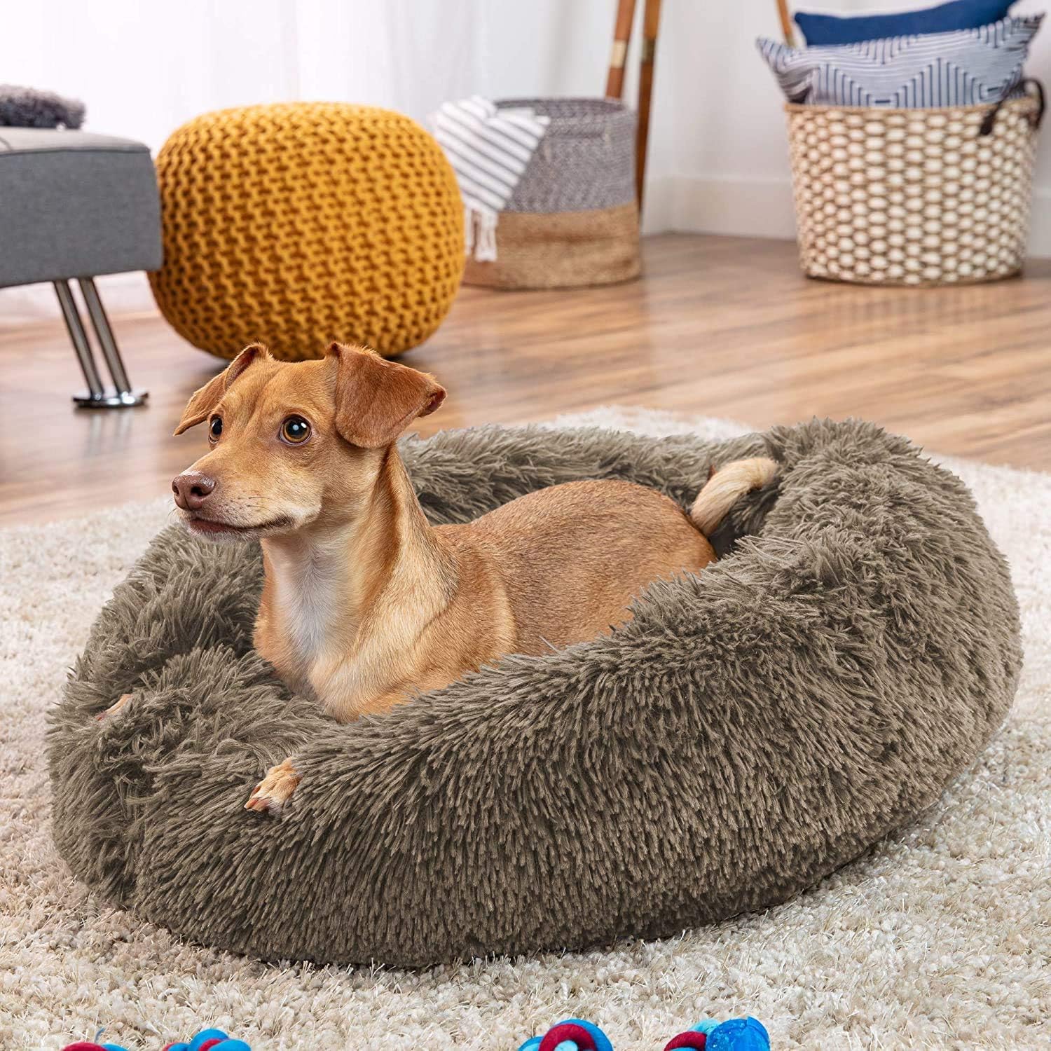 MFOX Calming Dog Bed Cat Bed Donut, Faux Fur | PetNestUK